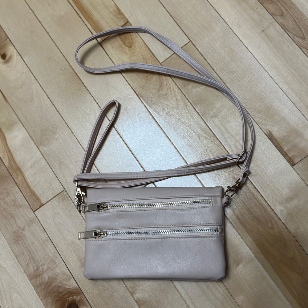 Pink crossbody everyday bag